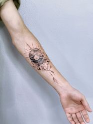 -龙之吻专业刺青·手工耳洞·纹身去色