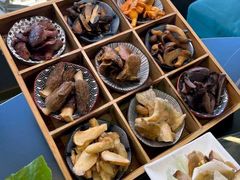-野菌皇海景野生菌火锅(滨海大道店)