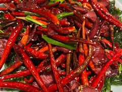 江城小黄牛干巴-老滇山寨•云南特色菜•地方菜•民族风情歌舞表演(金碧店)