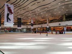 -冰纷万象滑冰场(沈阳万象城店)