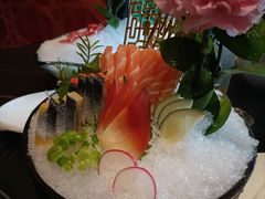 -鼎泰亨·海鲜牛肉餐厅(滨江店)