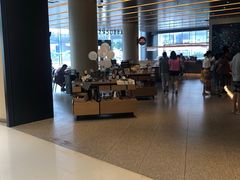 -星巴克臻选(上海合生汇1F店)