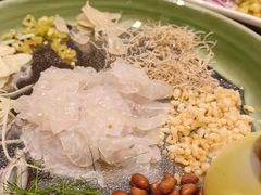 -得意咚瓜·顺德鱼生·冬瓜火锅(深圳首店)
