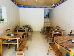 -金鼎雪山牦牛杂火锅(理县总店)