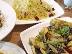 -严记小天府酸菜鱼(西四路店)