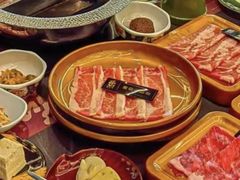 -牛YO寿喜烧·铁板烧和牛火锅自助(市府恒隆店)
