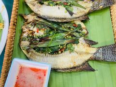 -沐毫傣泐云南菜孔雀宴•手抓饭傣味烧烤(曼听公园店)
