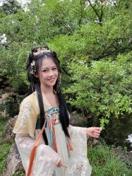 -一揽芳华汉服旗袍体验馆(拙政园店)