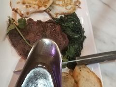 特级21天排酸牛排双煎蛋-The Rug Cafe(王府中环店)