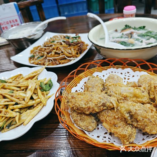 南记食粥坊·宵夜大排档(丽园商业广场店)