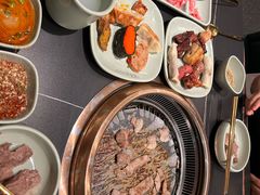 -梨花甄选自助烤肉(小寨原力场店)
