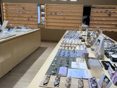 -鲸渝眼镜·浅目视光(春熙路店)