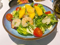 芒果牛油果大虾色拉-乐意坊Alla Torre意大利手工披萨(陆家嘴旗舰店)