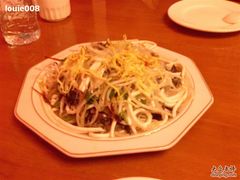素八丝-春江饭店(共青团路总店)