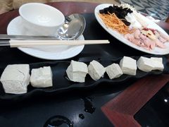 蜂巢冰镇豆腐-稻香酒家·33年老字号·港式粤菜(富邦中心店)
