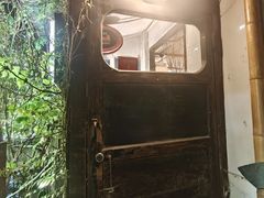 -斯多格书乡(北京大学畅春园店)