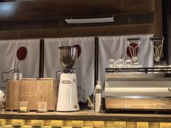 -Metal hands·铁手咖啡