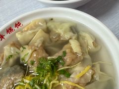 皮蛋蛋黄双拼馄饨-海平馄饨(逍遥二路店)