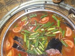 -亮欢寨酸汤鱼(沙冲路店)