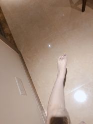 -逸日式美甲美睫工作室