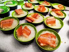 三文鱼刺身-V-ONE西雅图海鲜自助餐厅(仓山万达广场店)