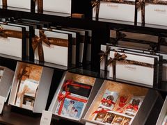 -Laderach 莱德拉(上海环贸iapm店)