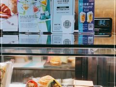 -星巴克(泰安万达店)