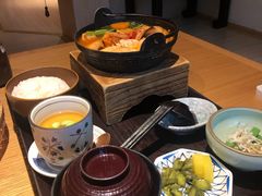 泡菜三文鱼火锅定食-岚山日本料理(珠江新城店)