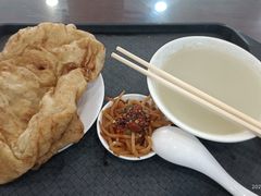 -聚德华天护国寺小吃(甜水园店)