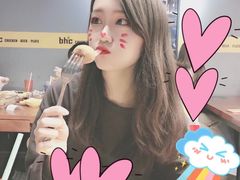 -BHC炸鸡(明洞总店)