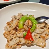 第一次来总体感觉可以！菜品摆盘还算精致，辣酒浸花螺感