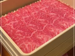 -牛YO寿喜烧·铁板烧和牛火锅自助(市府恒隆店)