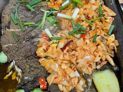 -宏兴烤鱼山庄(宣恩总店)