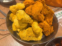 -BHC炸鸡(明洞总店)