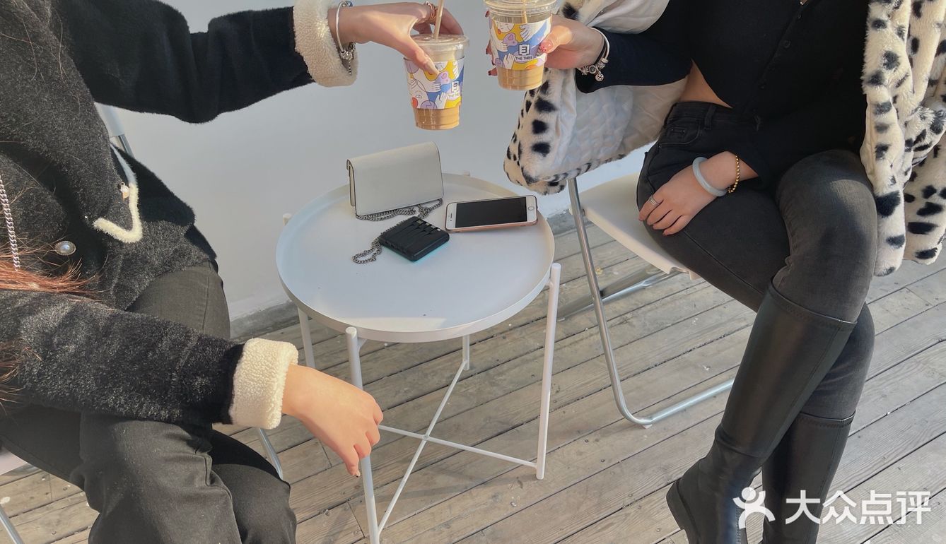 福州探店｜韩系小白楼咖啡店🤍