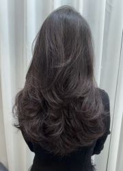 -虫二·专注健康烫染沙龙