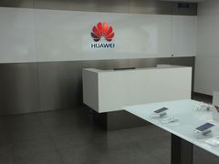 -华为授权体验店(万航渡路)