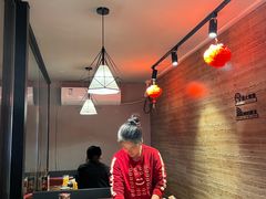 -管氏翅吧(护国寺店)