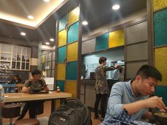 大堂-回味鸭血粉丝汤(南京站店)
