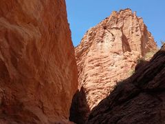 -天山神秘大峡谷