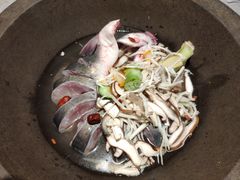 -鲜潭蒸汽石锅鱼(五道口购物中心店)