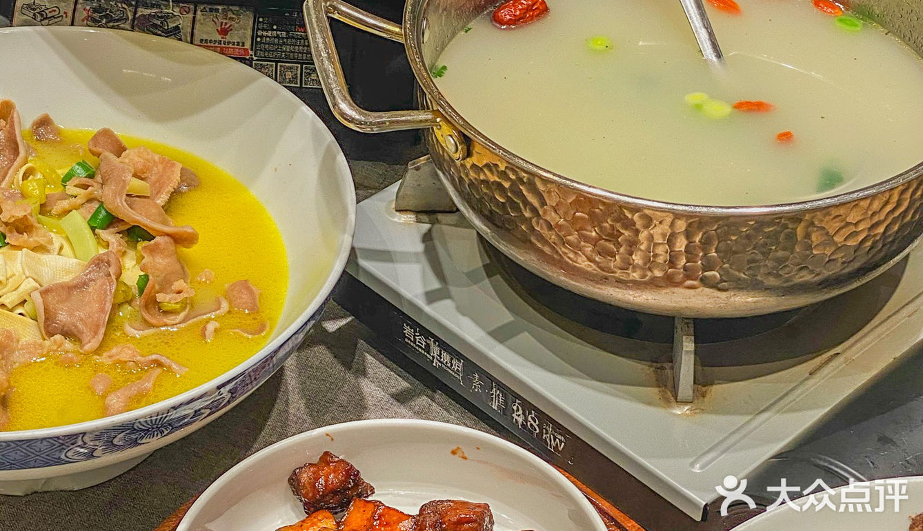 （南京）坐地铁去江边就为了吃这家特色狮子头！！ 