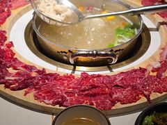 -牛人日志·鲜牛肉骨汤火锅(万科里瑧店)