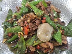 -湖南人家湘菜馆(镇江路店)