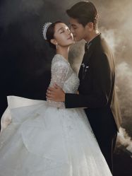 点击看大图 -至臻微拉婚纱摄影