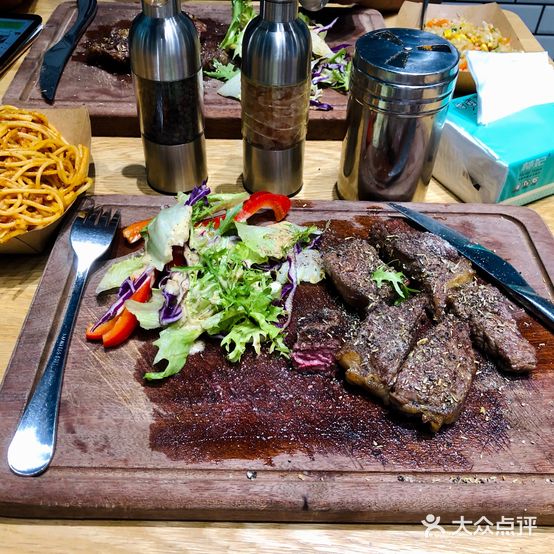 王中王厚切牛排(竹溪店)