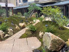 -忆江南·临江鱼馆