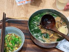 -小满手工粉(杭州滨江龙湖店)
