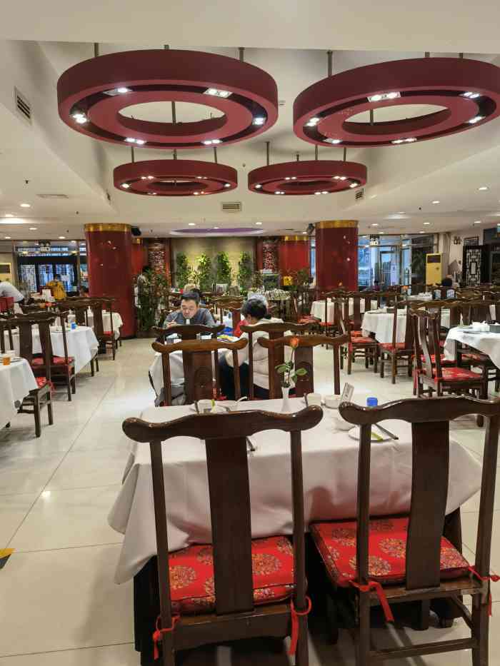 东兴楼饭庄六里桥店