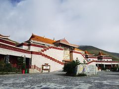 -日月山景区